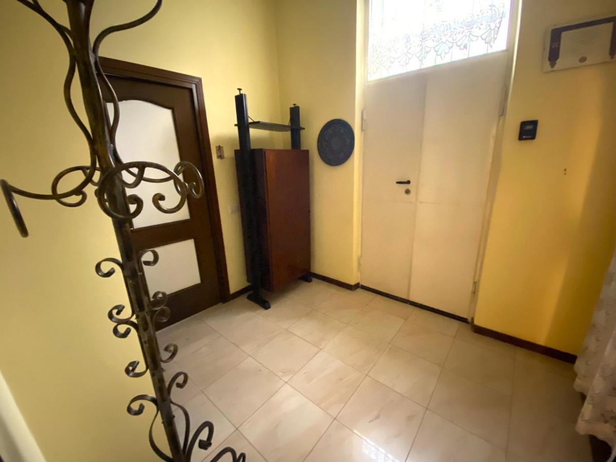 Apartment In Villa Milano Exterior foto